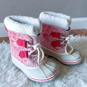 Sorel 1964 Pac Pink Snowflake Graphic Lace-Up Waterproof Snow Boot | Size 10